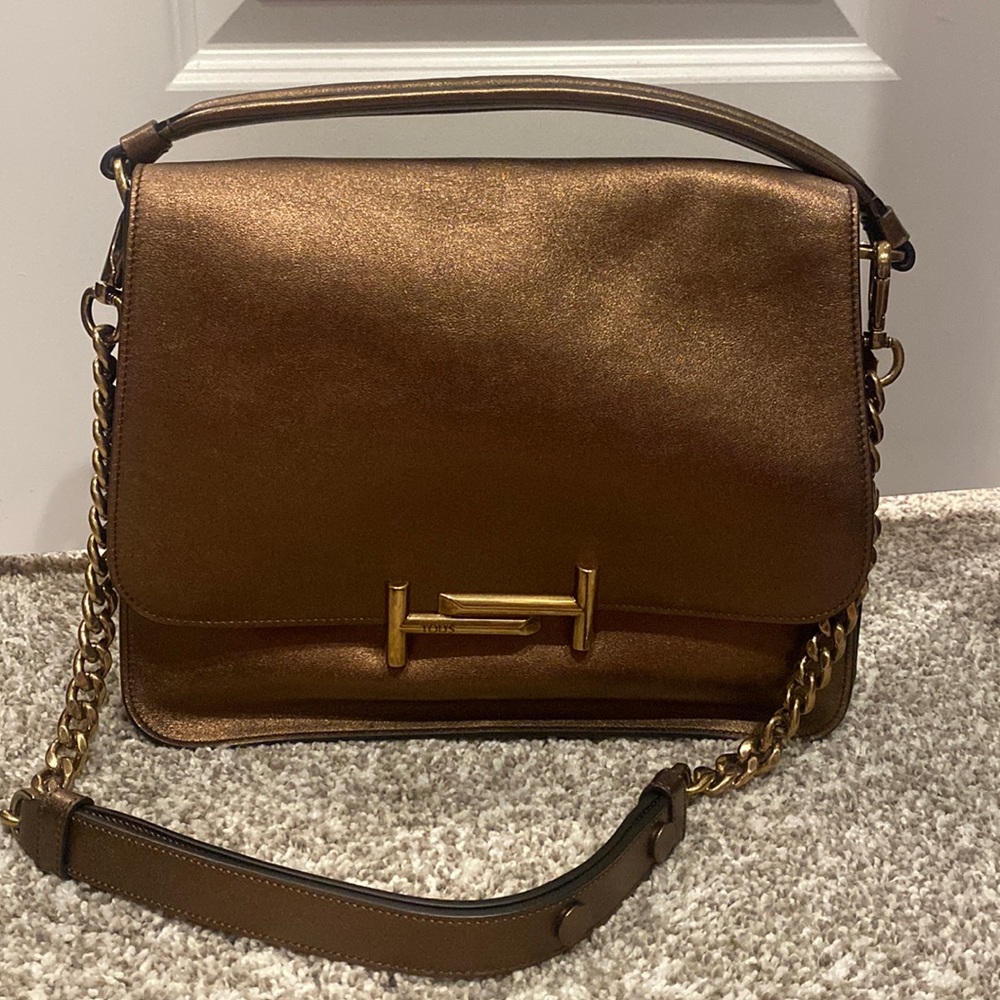 Beautiful Tod’s bronze leather bag! BRAND NEW!